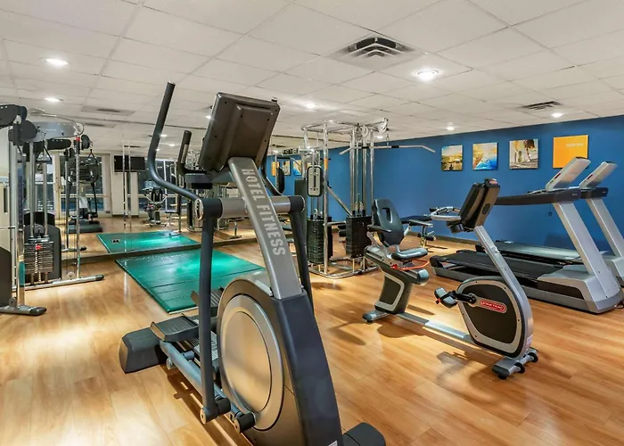 Comfort - Chicago West Hotel 4*