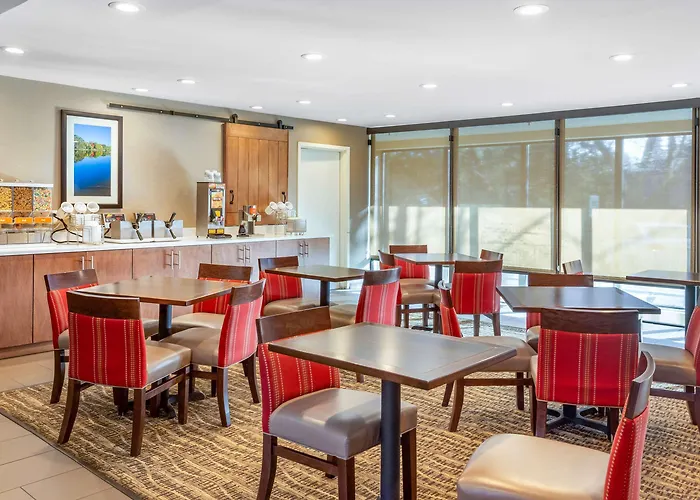 Hotel Comfort - Chicago West 4*