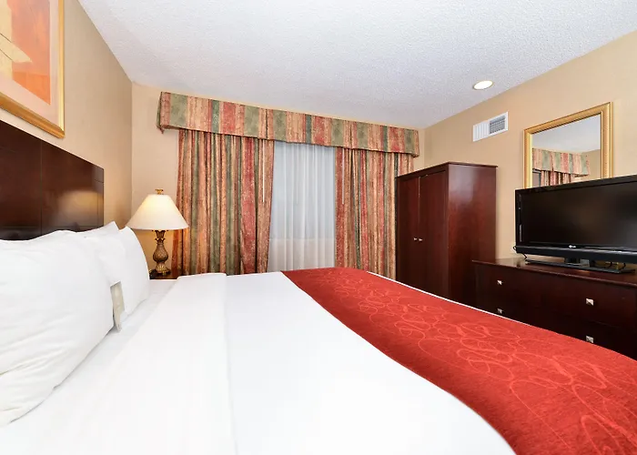 Comfort - Chicago West Hotel 4*