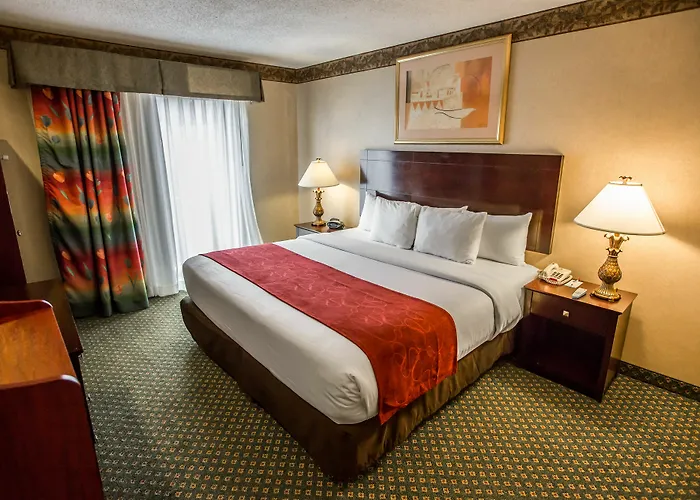 Comfort - Chicago West 4*
