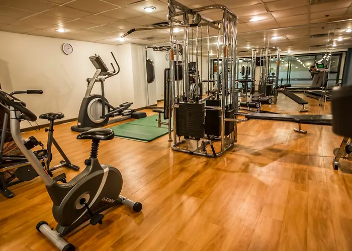 Hotel Comfort - Chicago West 4*